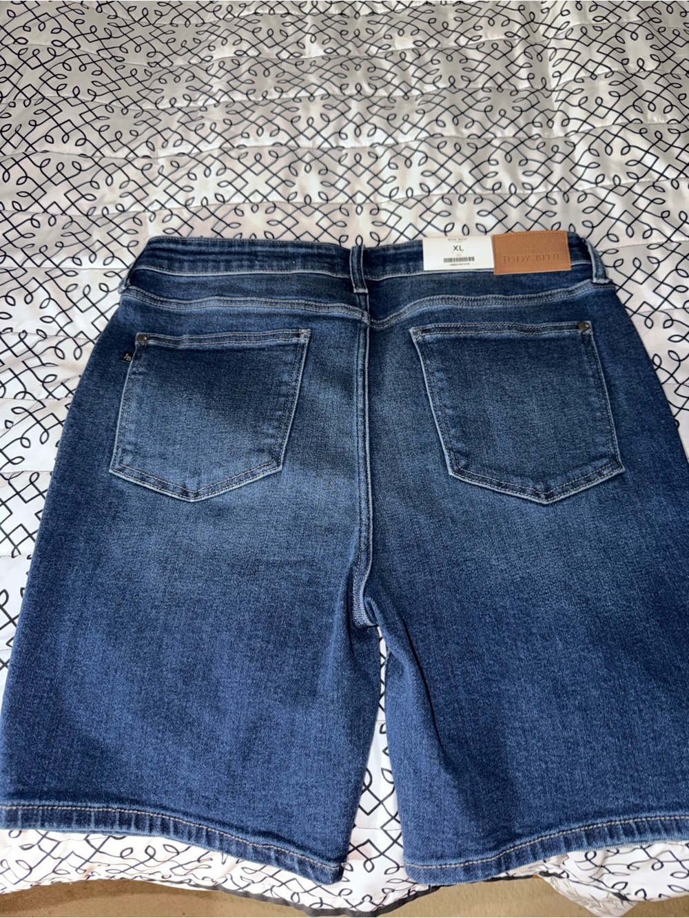 Judy Blue Mid Rise Dark Blue Denim Bermuda Shorts - Picture 5 of 8